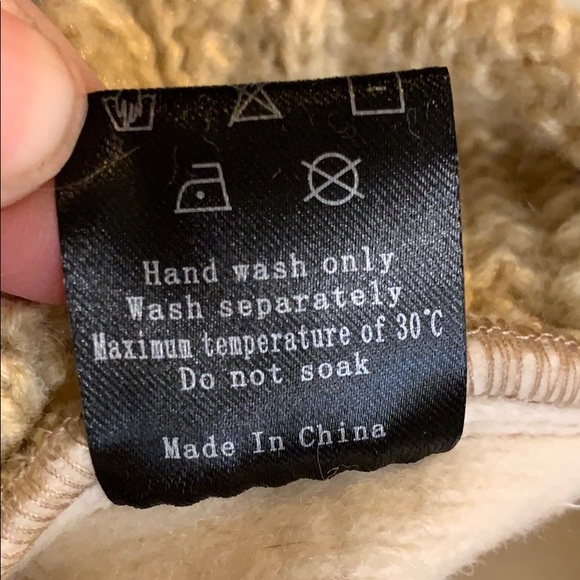 Forbusite cream hat with bow - Picture 10 of 12